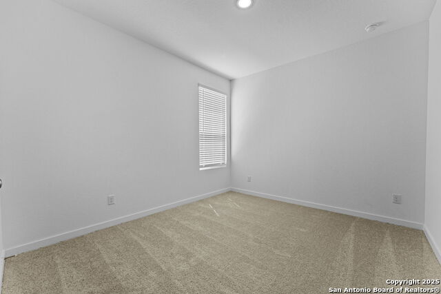 Image 18 of 30 For 31927 Ambrose St