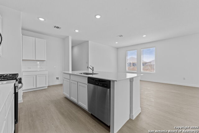 Image 2 of 30 For 31927 Ambrose St