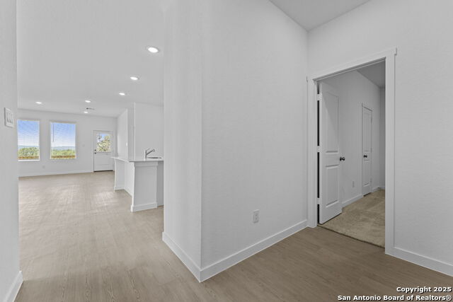 Image 25 of 30 For 31927 Ambrose St