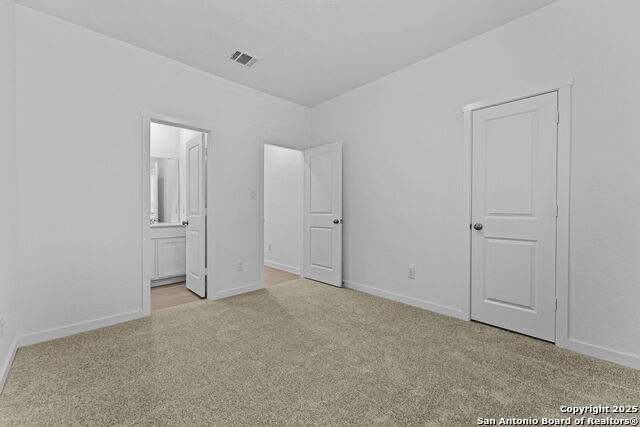 Image 26 of 30 For 31927 Ambrose St