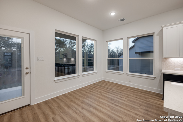 Listing photo id 17 for 322 Glenwood Ranch