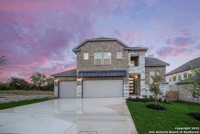 Listing photo id 1 for 322 Glenwood Ranch