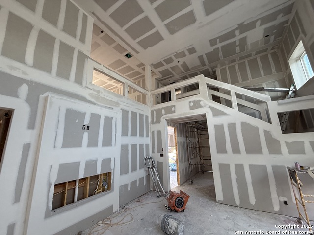 Listing photo id 3 for 322 Glenwood Ranch