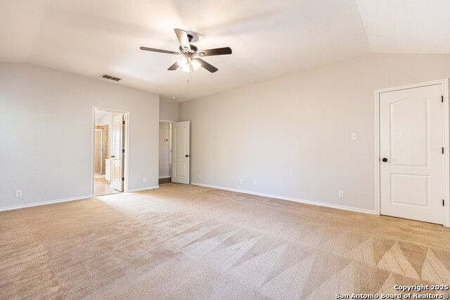 Image 23 of 46 For 15890 Redwoods Manor