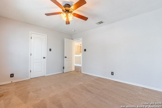 Image 37 of 46 For 15890 Redwoods Manor