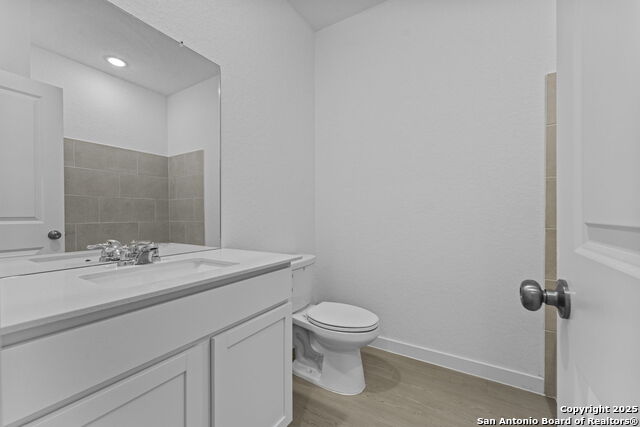 Image 15 of 28 For 31920 Ambrose St