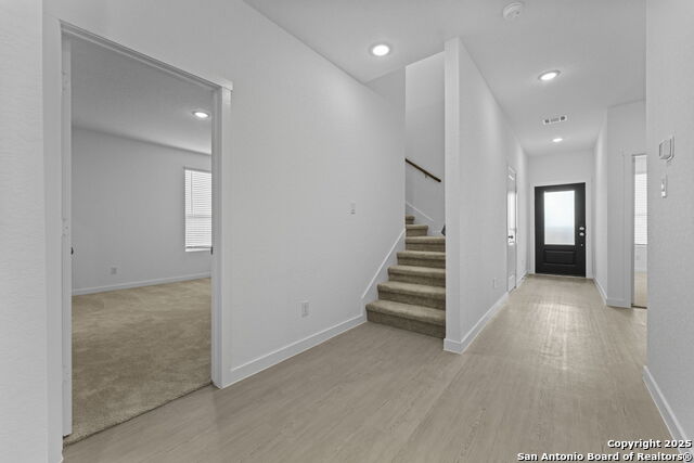 Image 19 of 28 For 31920 Ambrose St