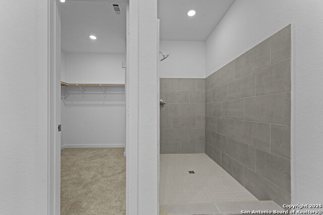 Image 11 of 25 For 31924 Ambrose St