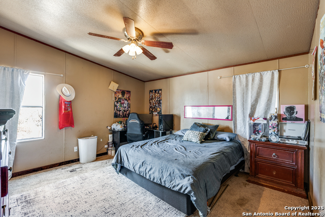 Listing photo id 13 for 470 Country Acres