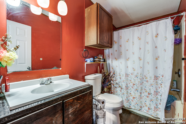 Listing photo id 14 for 470 Country Acres