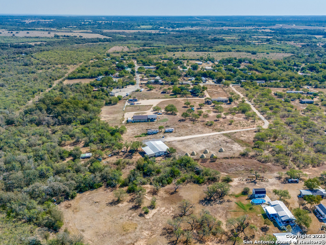 Listing photo id 2 for 470 Country Acres