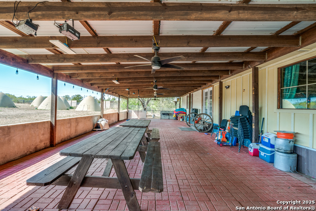 Listing photo id 5 for 470 Country Acres