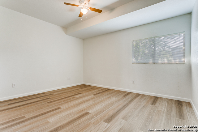 Listing photo id 7 for 3805 Maverick Creek 3805