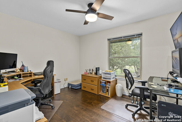 Image 17 of 44 For 1497 Pebble Beach Rd