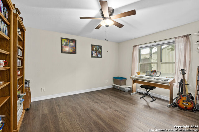 Image 25 of 44 For 1497 Pebble Beach Rd