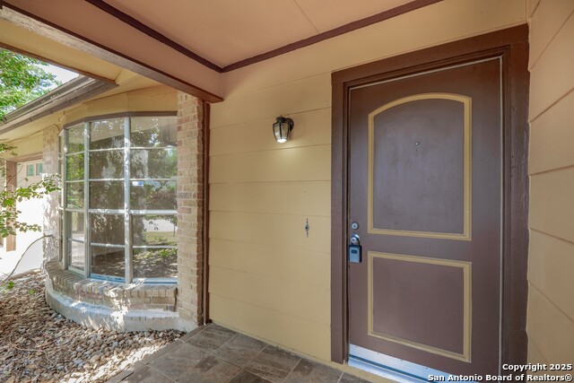 Listing photo id 1 for 10543 Big Mesa St