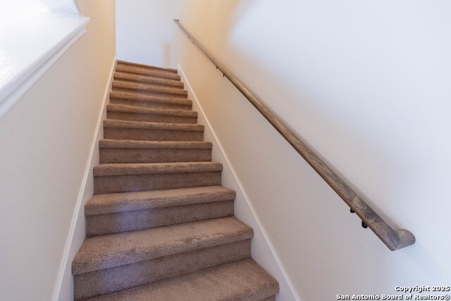 Image 12 of 29 For 5722 Golf Heights  1