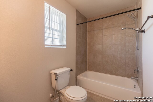 Image 19 of 29 For 5722 Golf Heights  1