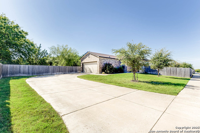 Image 28 of 29 For 4650 Trevor Way