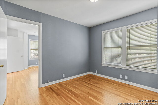 Listing photo id 8 for 111 Blue Bonnet