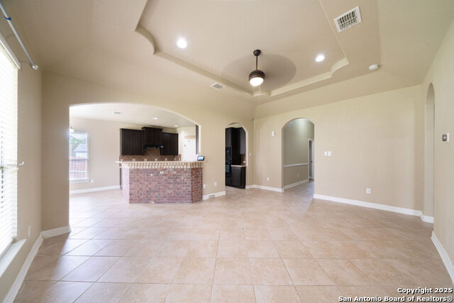 Image 13 of 34 For 13900 Wenrich