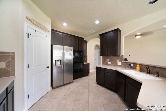 Image 9 of 34 For 13900 Wenrich