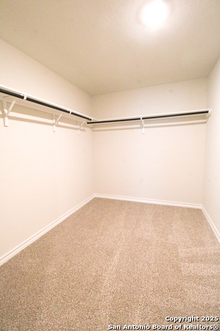 Image 29 of 39 For 21143 Gravel Keep