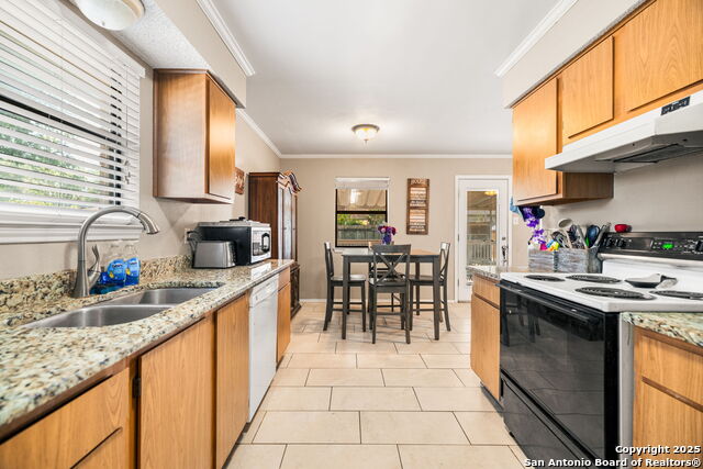 Image 12 of 30 For 140 Buffalo  