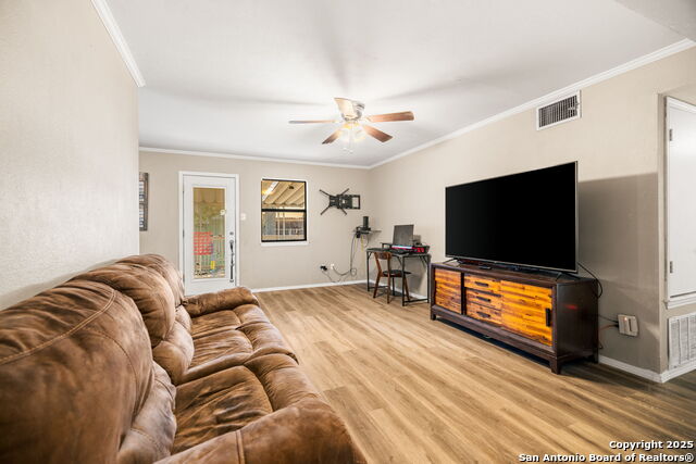 Image 5 of 30 For 140 Buffalo  