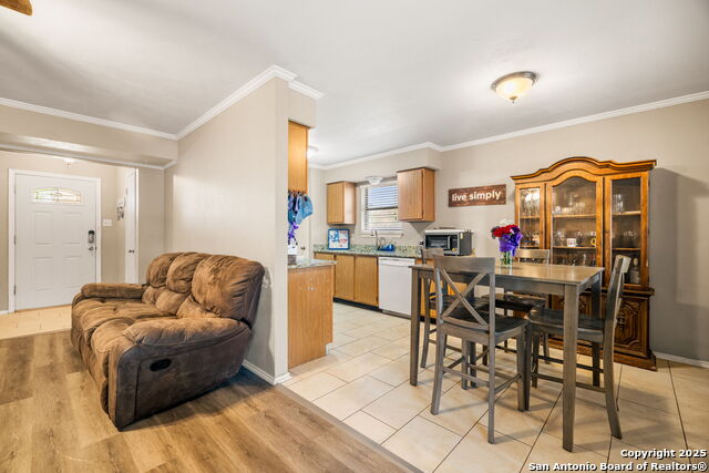 Image 7 of 30 For 140 Buffalo  