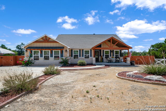 Details for 423 Prairie Tea Lane, Canyon Lake, TX 78133