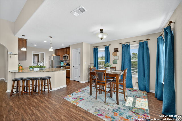 Image 16 of 35 For 423 Prairie Tea Lane