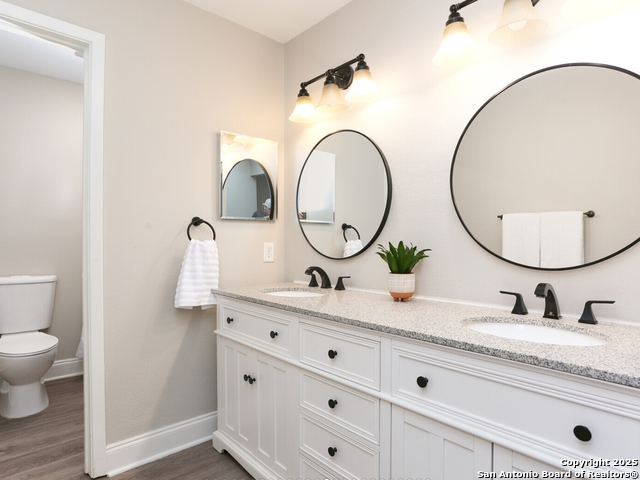 Image 10 of 17 For 14310 Briartrail