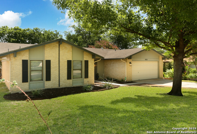 Image 2 of 17 For 14310 Briartrail