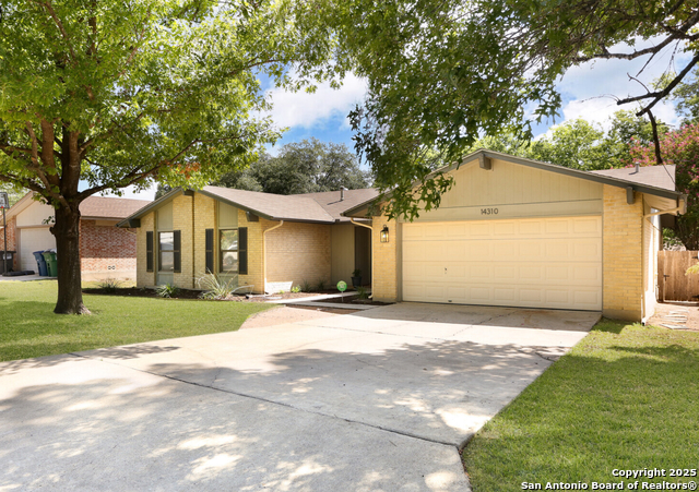 Image 3 of 17 For 14310 Briartrail