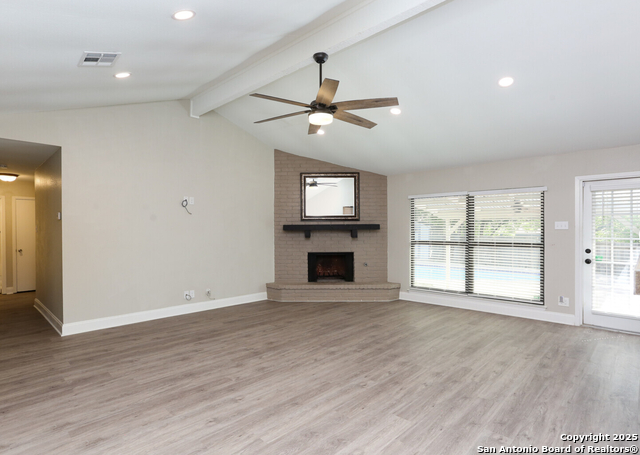 Image 5 of 17 For 14310 Briartrail