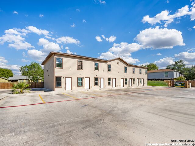 Listing photo id 8 for 7302 Mary Abbott