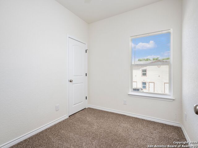 Listing photo id 19 for 7302 Mary Abbott