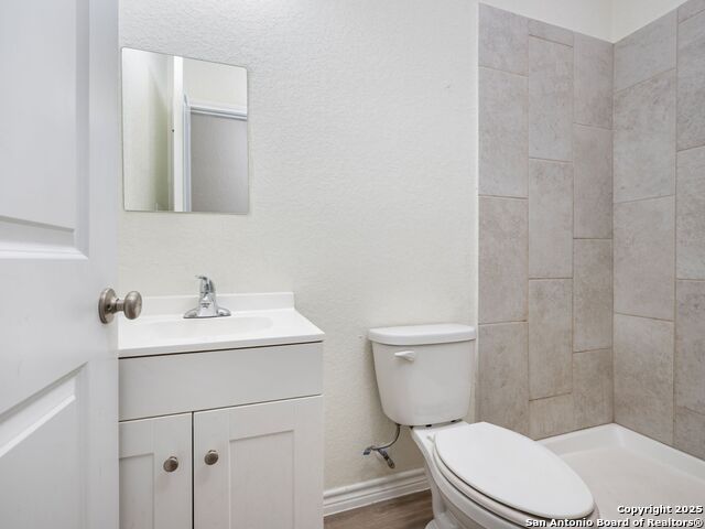 Listing photo id 20 for 7302 Mary Abbott
