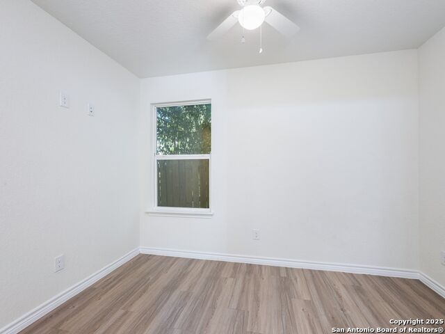 Listing photo id 27 for 7302 Mary Abbott