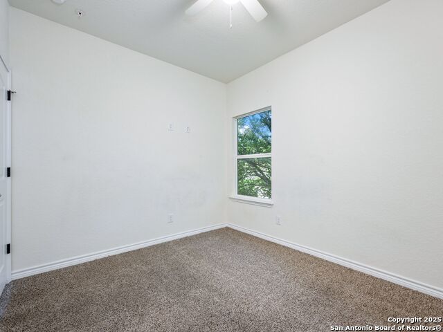 Listing photo id 30 for 7302 Mary Abbott
