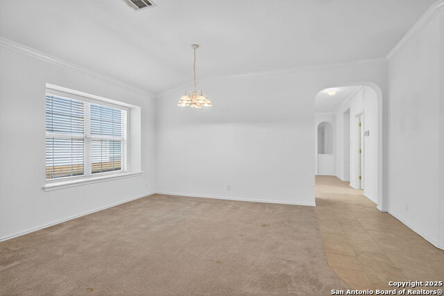 Listing photo id 10 for 462 Bobcat Hollow