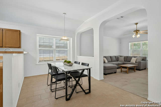 Listing photo id 14 for 462 Bobcat Hollow