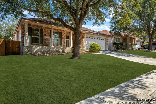 Listing photo id 2 for 462 Bobcat Hollow