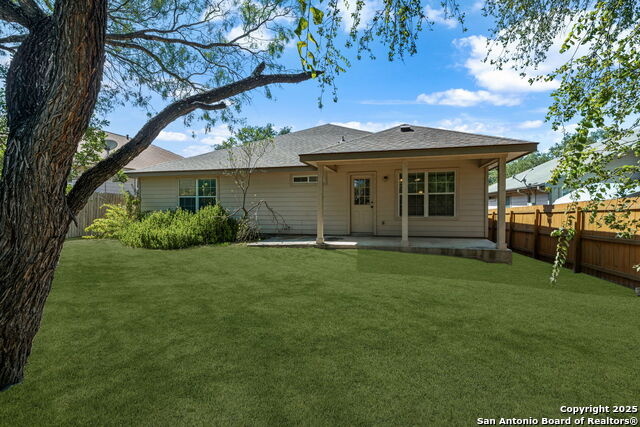 Listing photo id 42 for 462 Bobcat Hollow