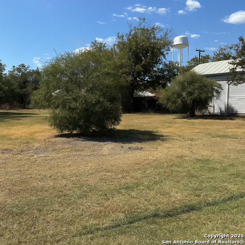 Listing photo id 1 for 11619 Castro