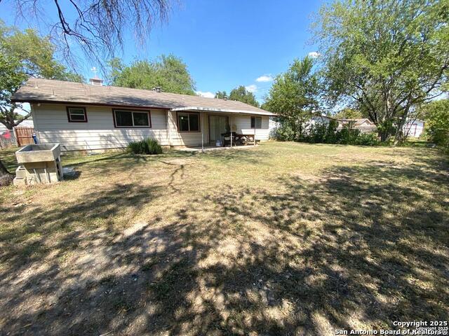 Listing photo id 12 for 5018 David Scott