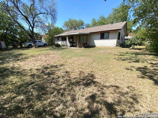 Listing photo id 13 for 5018 David Scott