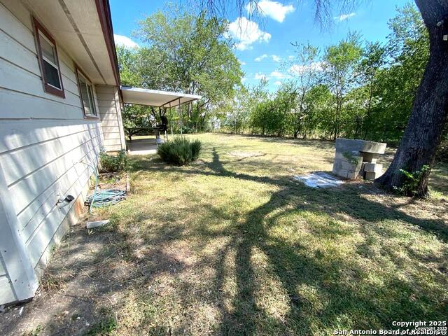 Listing photo id 14 for 5018 David Scott