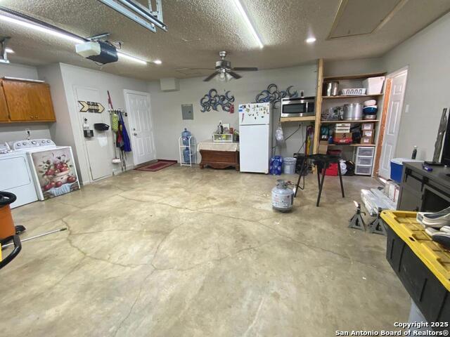 Listing photo id 15 for 5018 David Scott